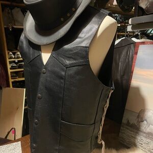 New??? thick vintage leather vest